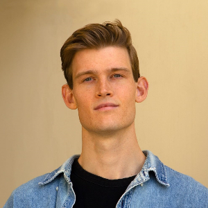 Tim Connors